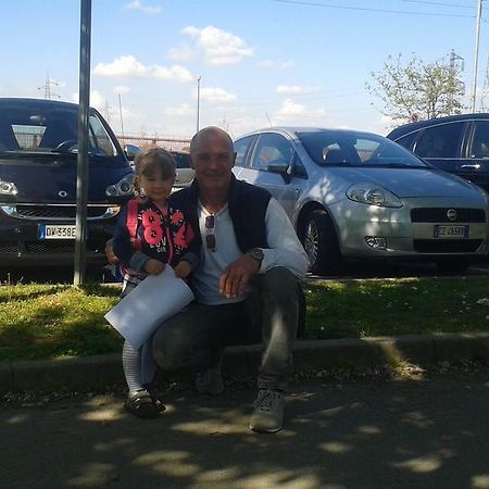Bed And Breakfast Linate Peschiera Borromeo Bagian luar foto