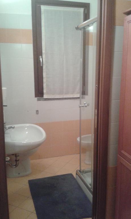 Bed And Breakfast Linate Peschiera Borromeo Bagian luar foto